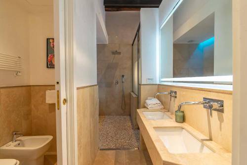 Suite Junior del hotel Accademia. Foto 16