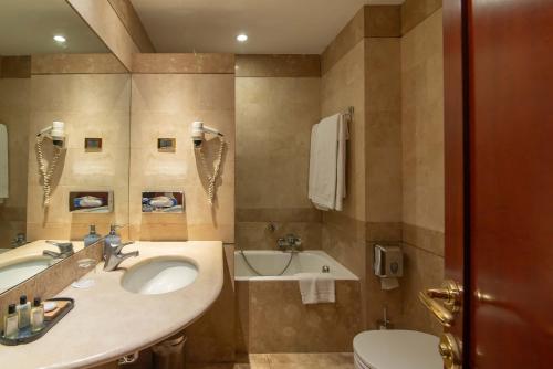 Habitación Cuádruple Estándar del hotel Accademia. Foto 3