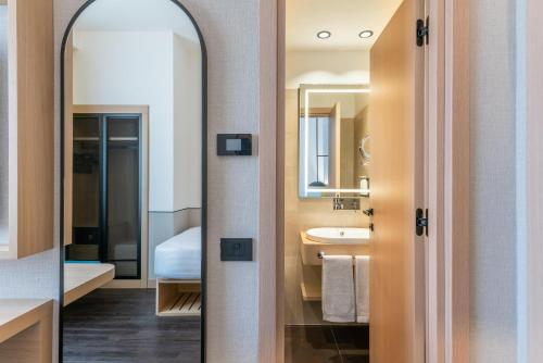 Habitación Individual del hotel Hilton Garden Inn Rome Colosseum. Foto 9