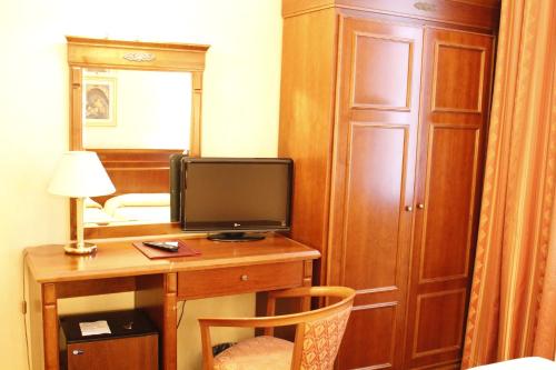 Habitación Triple del hotel Torino. Foto 6
