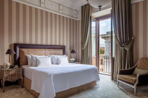Habitación Doble Premium con vistas a la ciudad - 1 o 2 camas del hotel Anantara Palazzo Naiadi. Foto 1