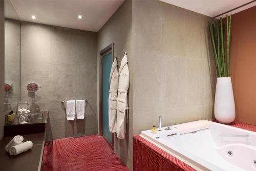 Suite Executive con vistas del hotel Anantara Palazzo Naiadi