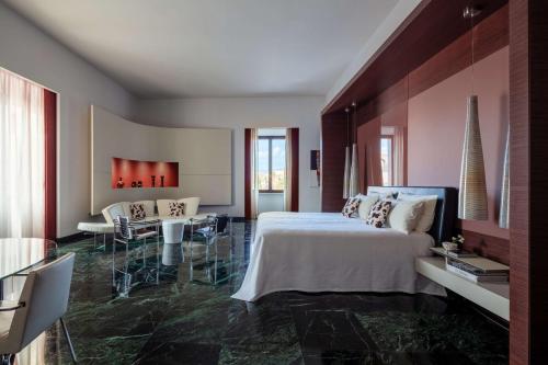 Suite Executive con vistas del hotel Anantara Palazzo Naiadi
