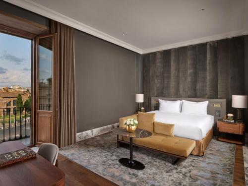 Suite Presidencial de 2 dormitorios del hotel Anantara Palazzo Naiadi. Foto 7
