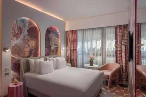 Habitación Familiar Nhow del hotel Nhow Roma Vittorio Veneto. Foto 3