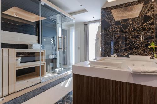 Suite Presidencial del hotel FH55 Grand Hotel Palatino. Foto 7
