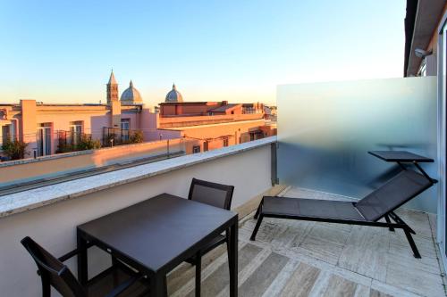 Habitación Superior con cama extragrande del hotel Best Western Plus Universo Roma. Foto 3