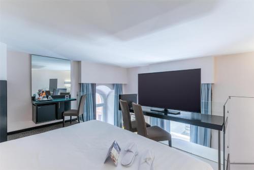 Suite Junior - en 2 niveles del hotel Best Western Plus Universo Roma