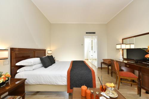 Habitación Doble Clásica - 1 o 2 camas del hotel Bettoja Mediterraneo. Foto 1