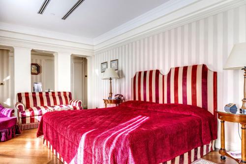 Suite del hotel Bettoja Mediterraneo. Foto 3