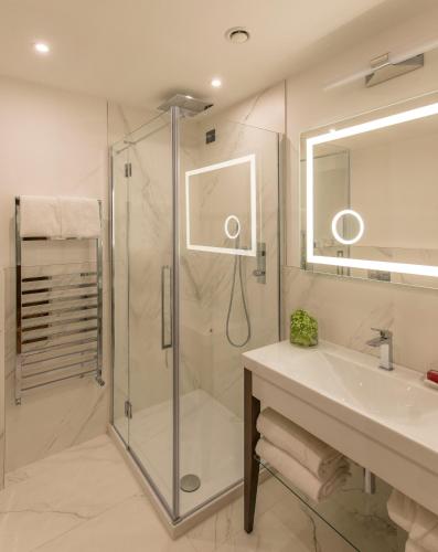 Habitación Doble Premium - 1 o 2 camas del hotel Bettoja Mediterraneo. Foto 3