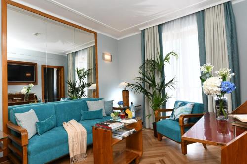 Suite Junior Premium del hotel Bettoja Mediterraneo. Foto 7