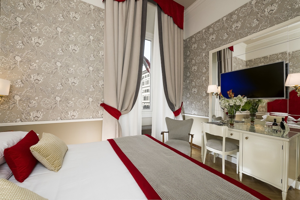 Habitación Premium con 1 cama doble o 2 individuales del hotel Bettoja Massimo D'azeglio. Foto 2