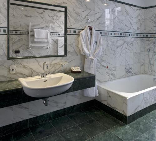 Habitación Triple del hotel Genova. Foto 3