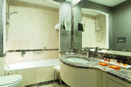 Suite del hotel Dei Mellini. Foto 5