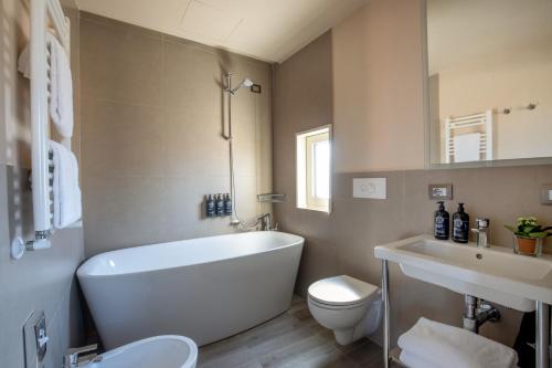Suite del hotel The Republic. Foto 4