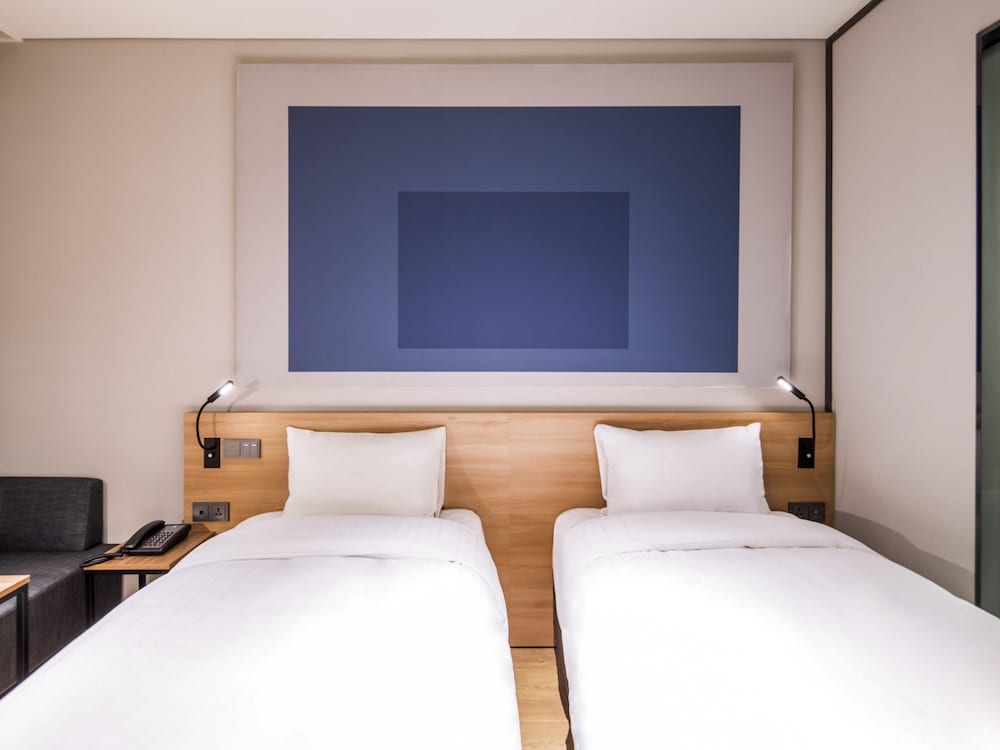 Habitación estándar con 2 camas individuales del hotel Ibis Suwon Ambassador