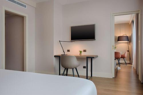 Suite con terraza del hotel Nh Roma Villa Carpegna. Foto 3