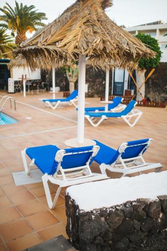 Bungalow del hotel MAR AZUL PLAYA. Foto 4