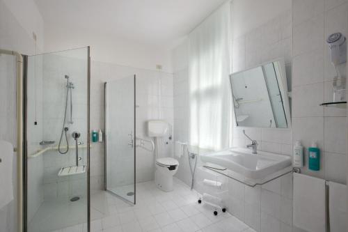 Habitación Doble adaptada para personas con discapacidad - 1 o 2 camas del hotel Quirinale. Foto 4