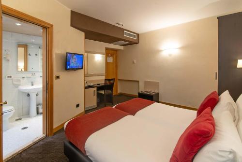 Standard del hotel Tritone. Foto 1