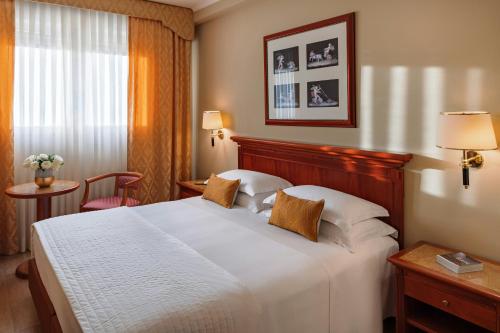 Habitación Doble Clásica del hotel Starhotels Michelangelo