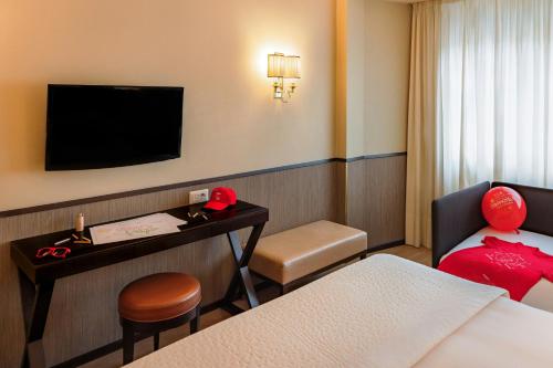 Habitación Familiar del hotel Starhotels Michelangelo. Foto 1