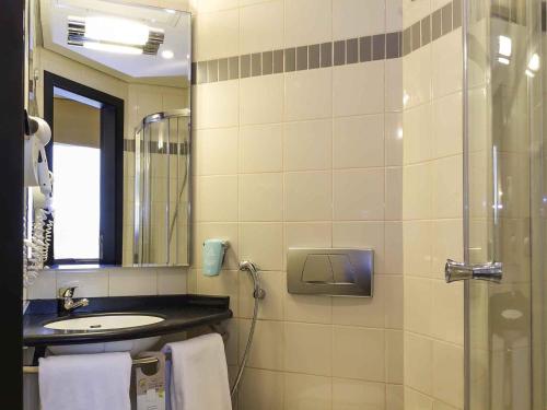 Habitación Superior con 2 camas individuales del hotel Ibis Sharq Kuwait