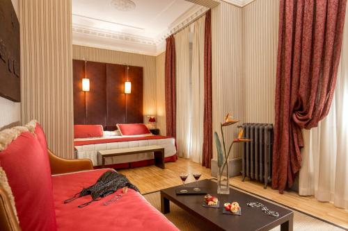 Habitación con cama extragrande. del hotel Morgana. Foto 4