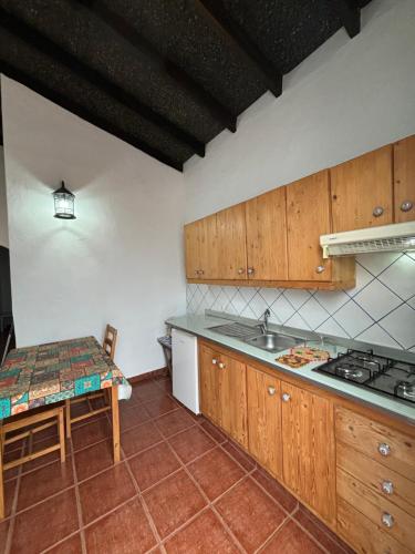 One-Bedroom Apartment (2 Adults) del hotel Villa Marina Apartamentos y Habitaciones. Foto 34