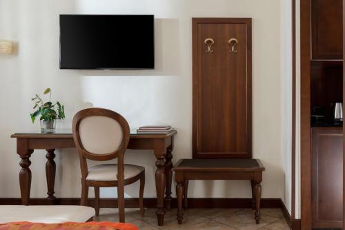Habitación Doble Deluxe - 1 o 2 camas del hotel Athena. Foto 6