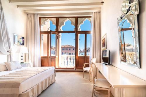 Habitación Doble Deluxe - vistas al canal del hotel Principe. Foto 9