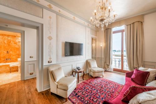 Suite con vistas al Gran Canal del hotel Monaco and Grand Canal. Foto 7