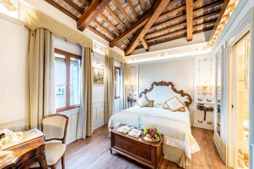 Suite con vistas al Gran Canal del hotel Monaco and Grand Canal. Foto 10