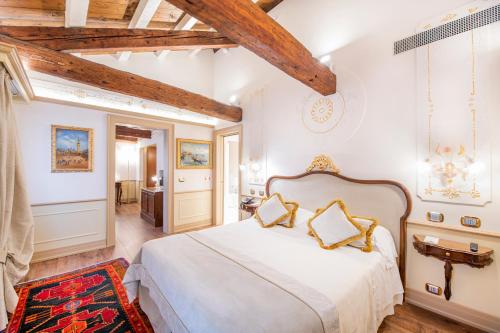 Suite Exclusiva del hotel Monaco and Grand Canal. Foto 7