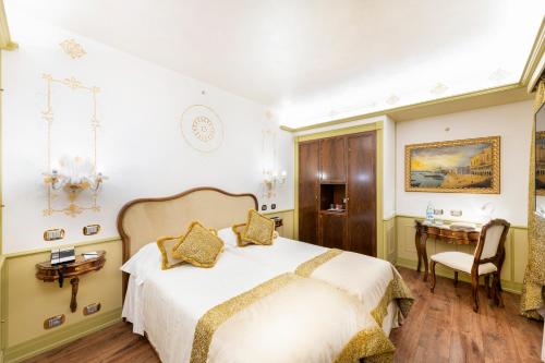 Habitación Doble Deluxe del hotel Monaco and Grand Canal. Foto 6