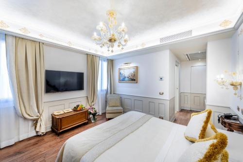 Habitación Doble Deluxe del hotel Monaco and Grand Canal. Foto 11