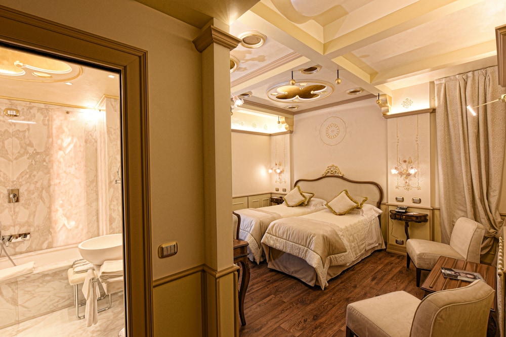 Habitación Doble Exclusiva del hotel Monaco and Grand Canal. Foto 1