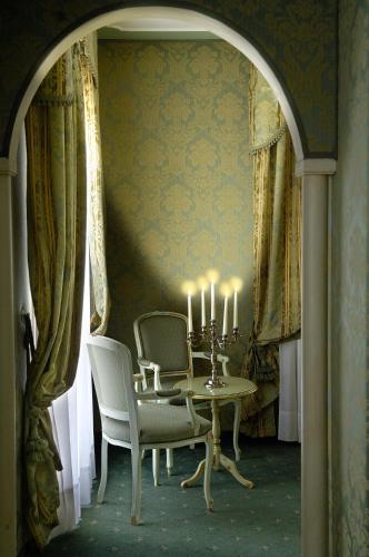 Suite Junior del hotel Carlton On The Grand Canal. Foto 1
