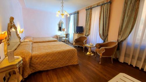 Habitación Familiar del hotel Carlton On The Grand Canal. Foto 5