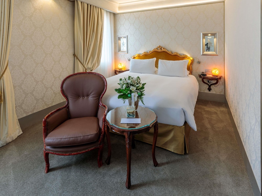 Habitación Doble o Matrimonial Superior con vistas al jardín o a la ciudad del hotel Hotel Papadopoli Venezia - MGallery Collection. Foto 5