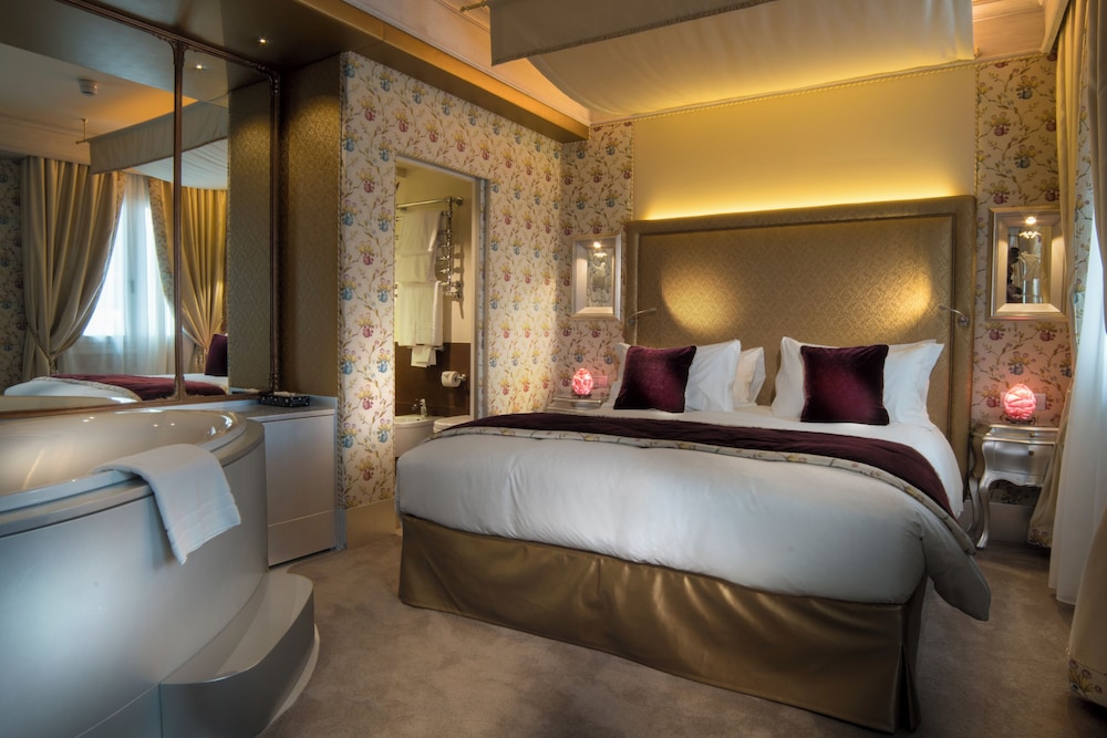 Suite Deluxe con Vistas al Canal del hotel Hotel Papadopoli Venezia - MGallery Collection. Foto 1