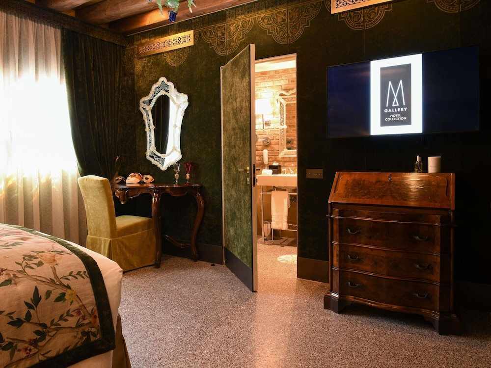 Suite Deluxe con Vistas al Canal del hotel Hotel Papadopoli Venezia - MGallery Collection. Foto 12