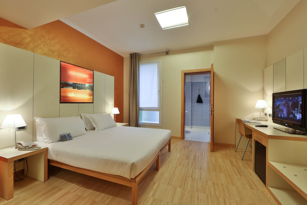 Habitación clásica, 1 cama de matrimonio del hotel Best Western Plus Bologna. Foto 1