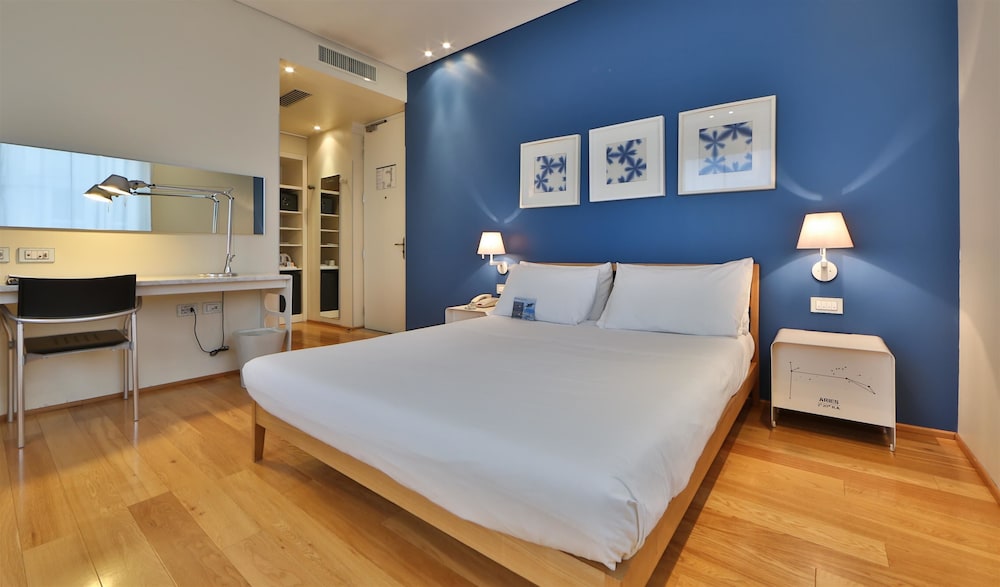 Habitación superior, 1 cama de matrimonio del hotel Best Western Plus Bologna. Foto 1