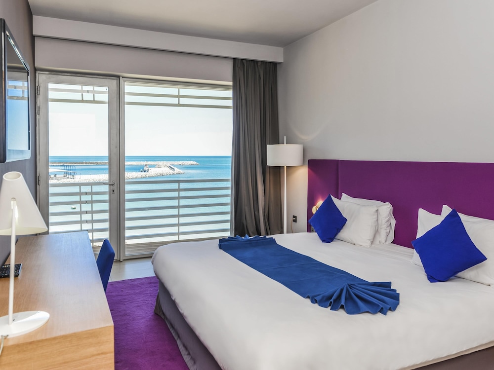 Apartamento de 1 dormitorio con balcón con vistas al mar del hotel Mercure Quemado Resort. Foto 8