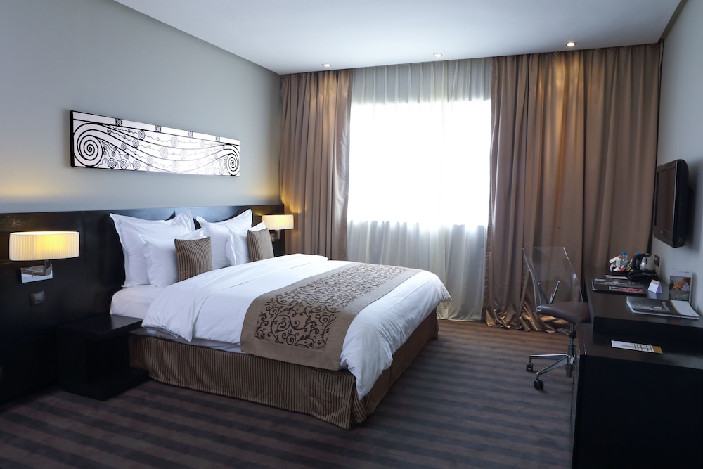 Habitación clásica, 1 cama de matrimonio del hotel Movenpick Casablanca. Foto 3