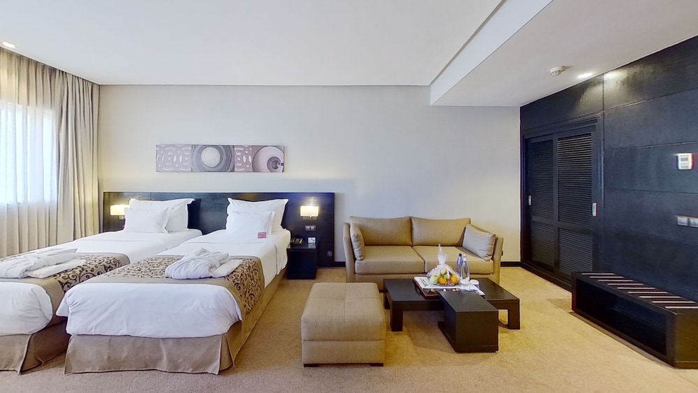 Habitación clásica con 2 camas individuales, 2 camas individuales del hotel Movenpick Casablanca. Foto 6