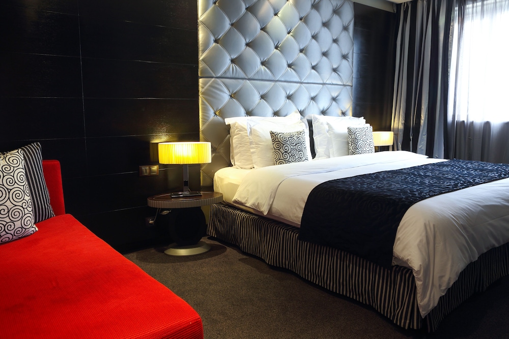 Habitación Deluxe, 1 cama de matrimonio grande del hotel Movenpick Casablanca. Foto 14