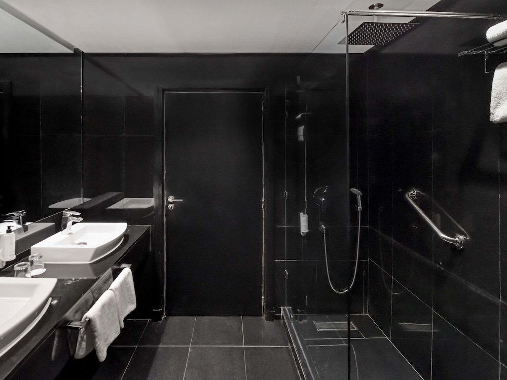 Suite Deluxe, 1 cama de matrimonio grande del hotel Movenpick Casablanca. Foto 4